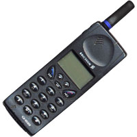 
Ericsson GH 388 posiada system GSM. Data prezentacji to  1995.