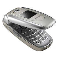 
Samsung E620 tiene un sistema GSM. La fecha de presentación es  primer trimestre 2005.