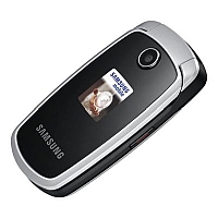 
Samsung E790 besitzt das System GSM. Das Vorstellungsdatum ist  Januar 2007. Man begann mit dem Verkauf des Handys im Oktober 2007. Das Gerät Samsung E790 besitzt 80 MB internen Speicher. 