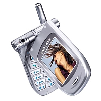 
Samsung P400 tiene un sistema GSM. La fecha de presentación es  2003 primer trimestre.