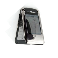 
Samsung G400 Soul posiada systemy GSM oraz HSPA. Data prezentacji to  Marzec 2008. Wydany w Wrzesień 2008. Urządzenie Samsung G400 Soul posiada 120 MB wbudowanej pamięci. Rozmiar główn