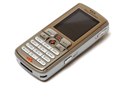Sony Ericsson W700 - Beschreibung und Parameter